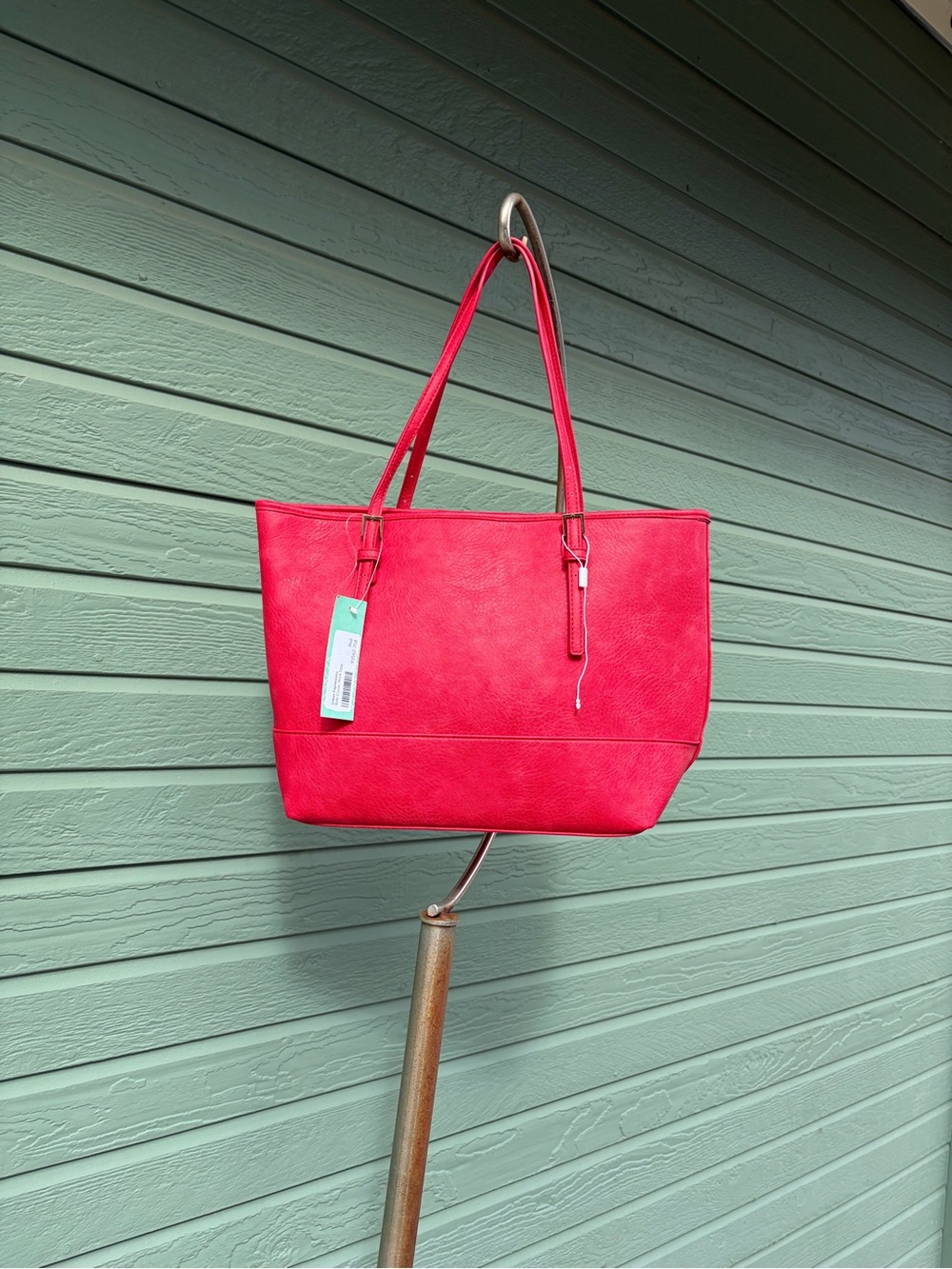 Urban Expressions Robi Classic Bright Red Tote Bag with Shoulder Straps